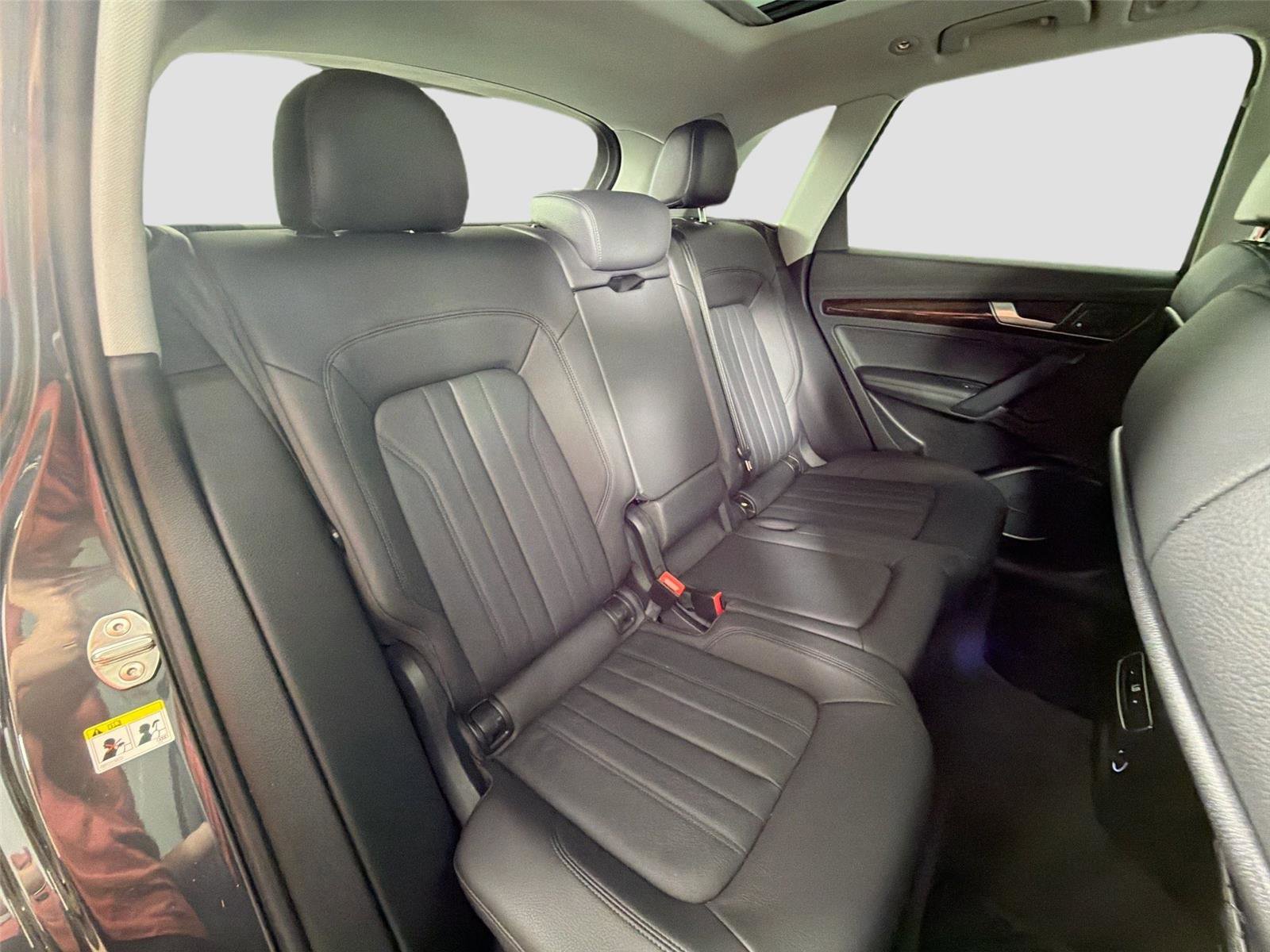 Used 2020 Audi Q5 2.0T Premium Plus AWD/4WD image 27
