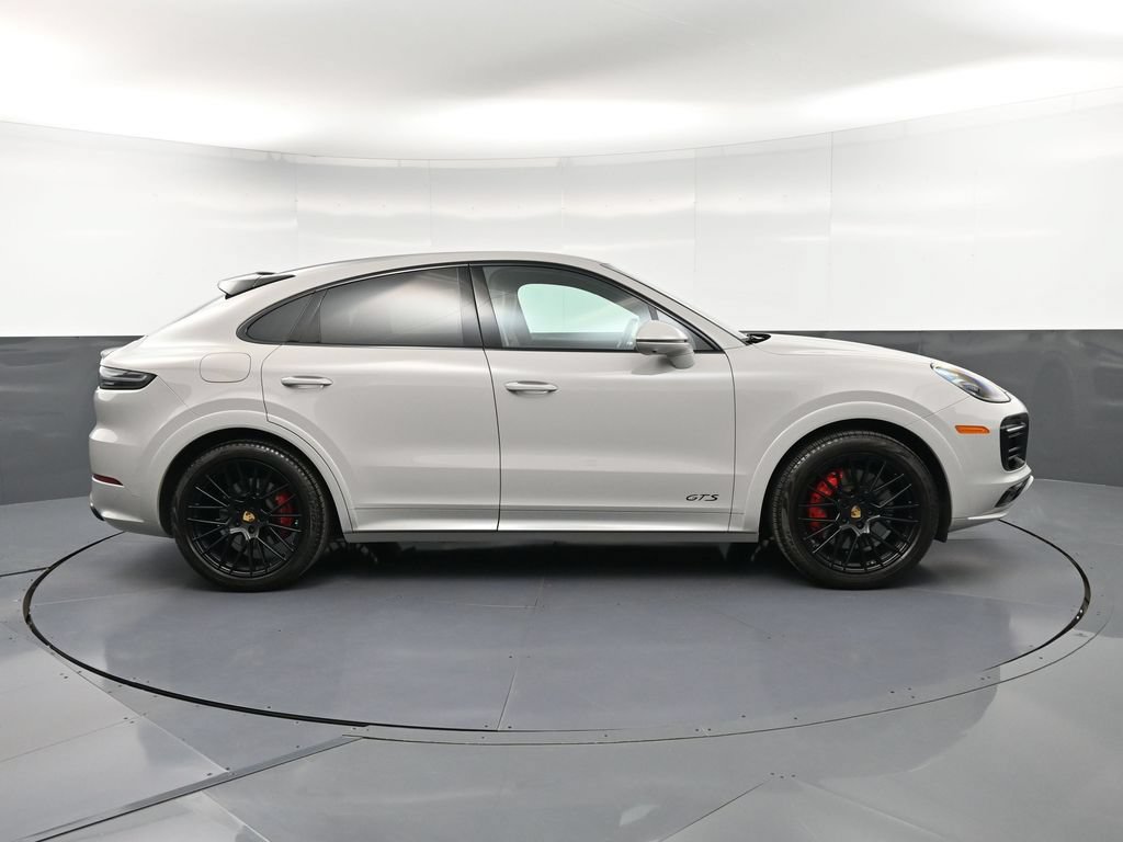 Certified 2023 Porsche Cayenne GTS AWD/4WD image 9