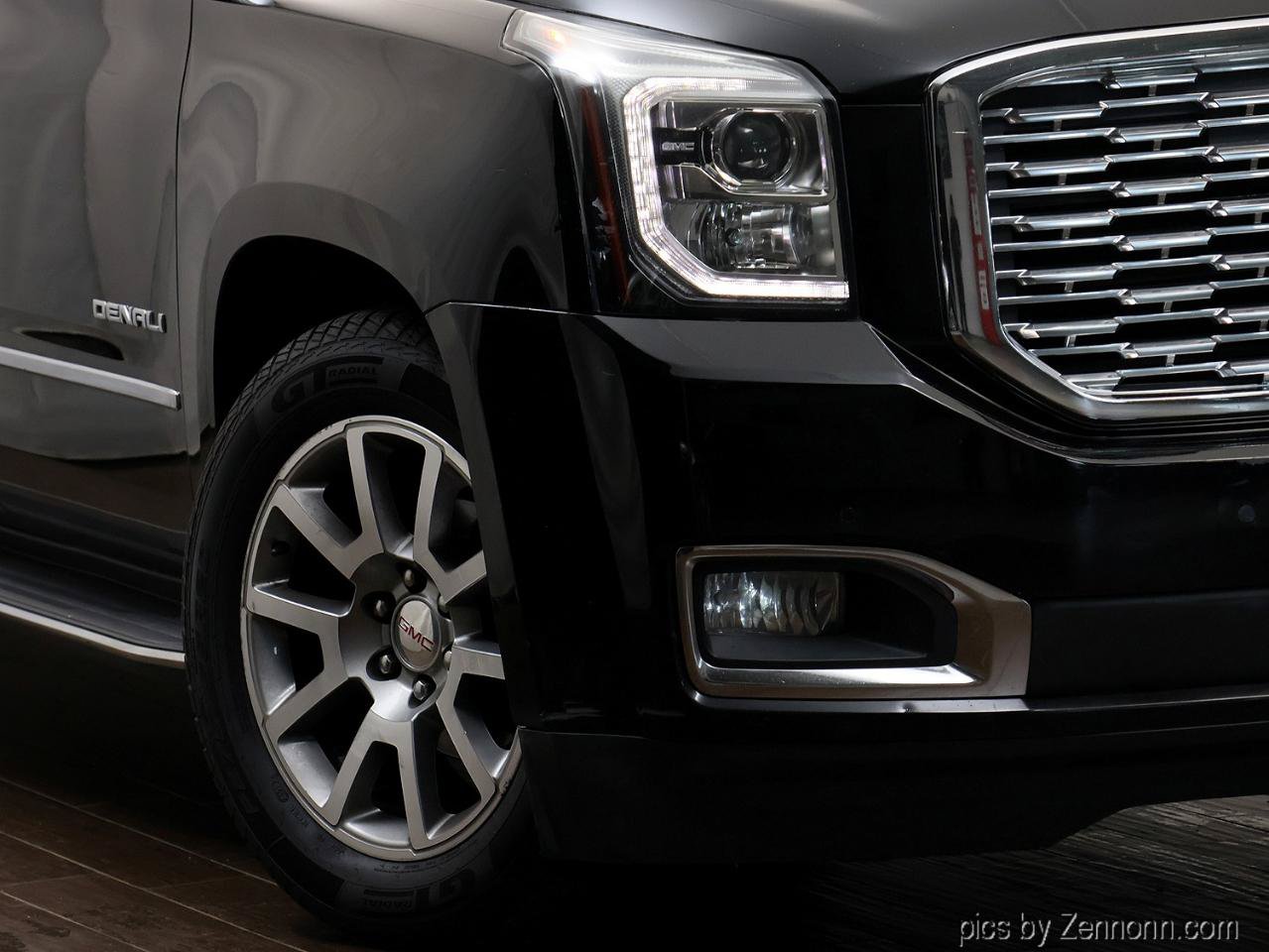 Used 2019 GMC Yukon XL Denali AWD/4WD image 3