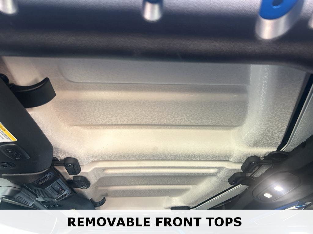 Used 2025 Jeep Gladiator Sport image 26