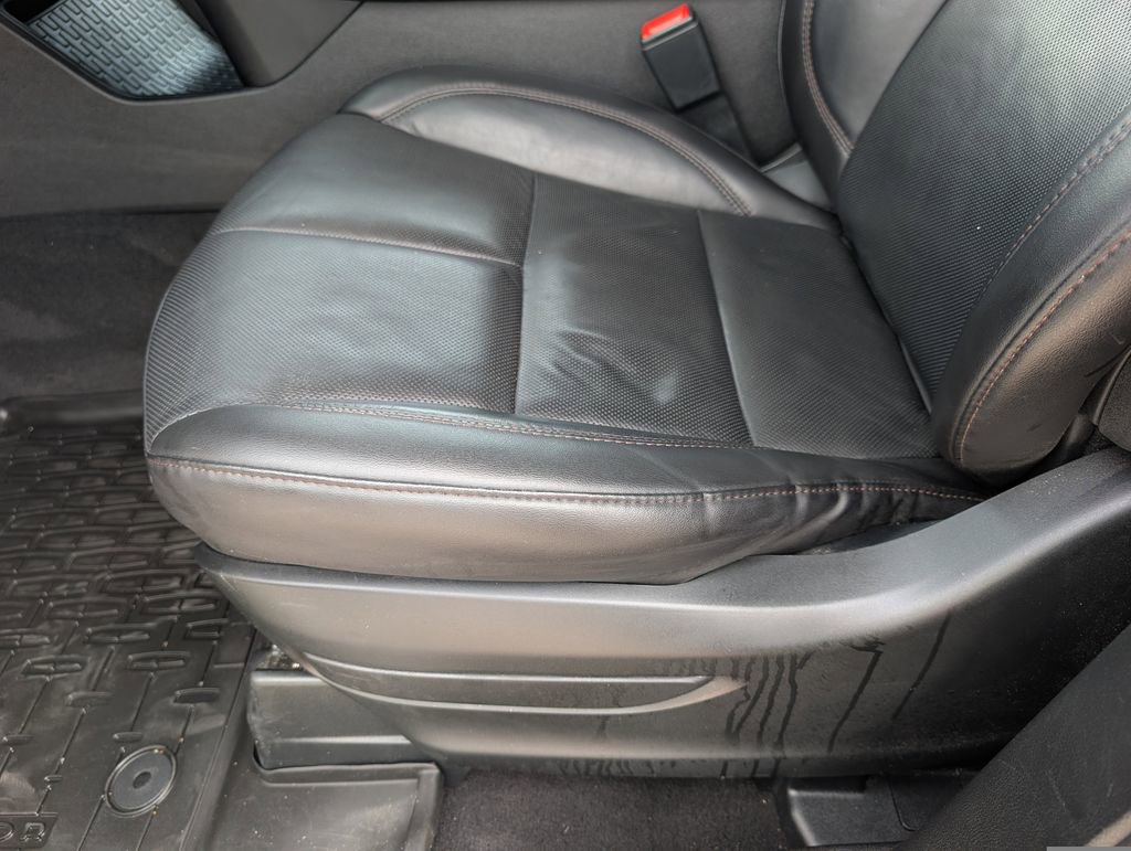 Used 2023 Lincoln Aviator Reserve w/ Equipment Group 201A AWD/4WD image 15