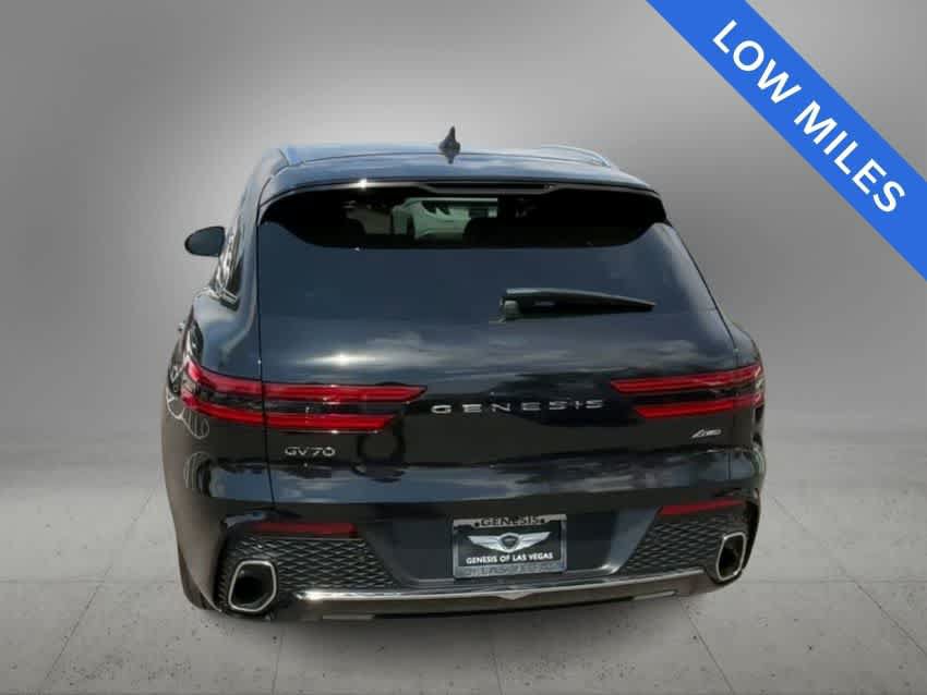 Certified 2024 Genesis GV70 2.5T AWD/4WD image 7