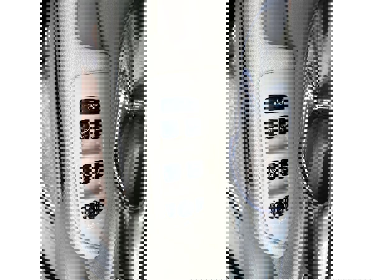 Used 2016 Volvo XC90 T6 Momentum w/ Momentum Plus Package image 38