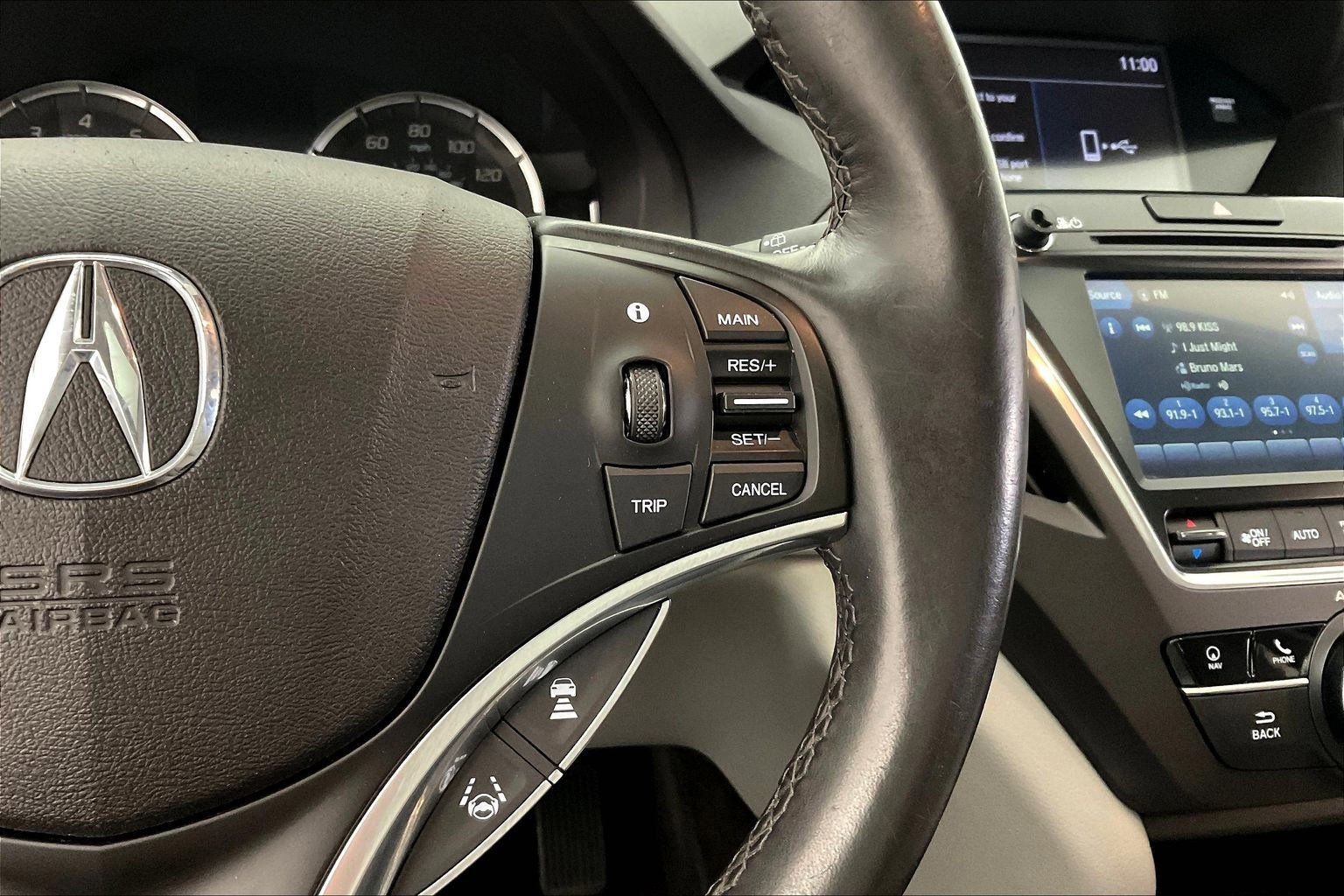 Used 2018 Acura MDX SH-AWD w/ Technology Package image 12