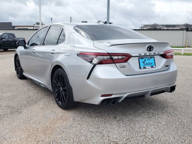 Used 2021 Toyota Camry XSE FWD image 3