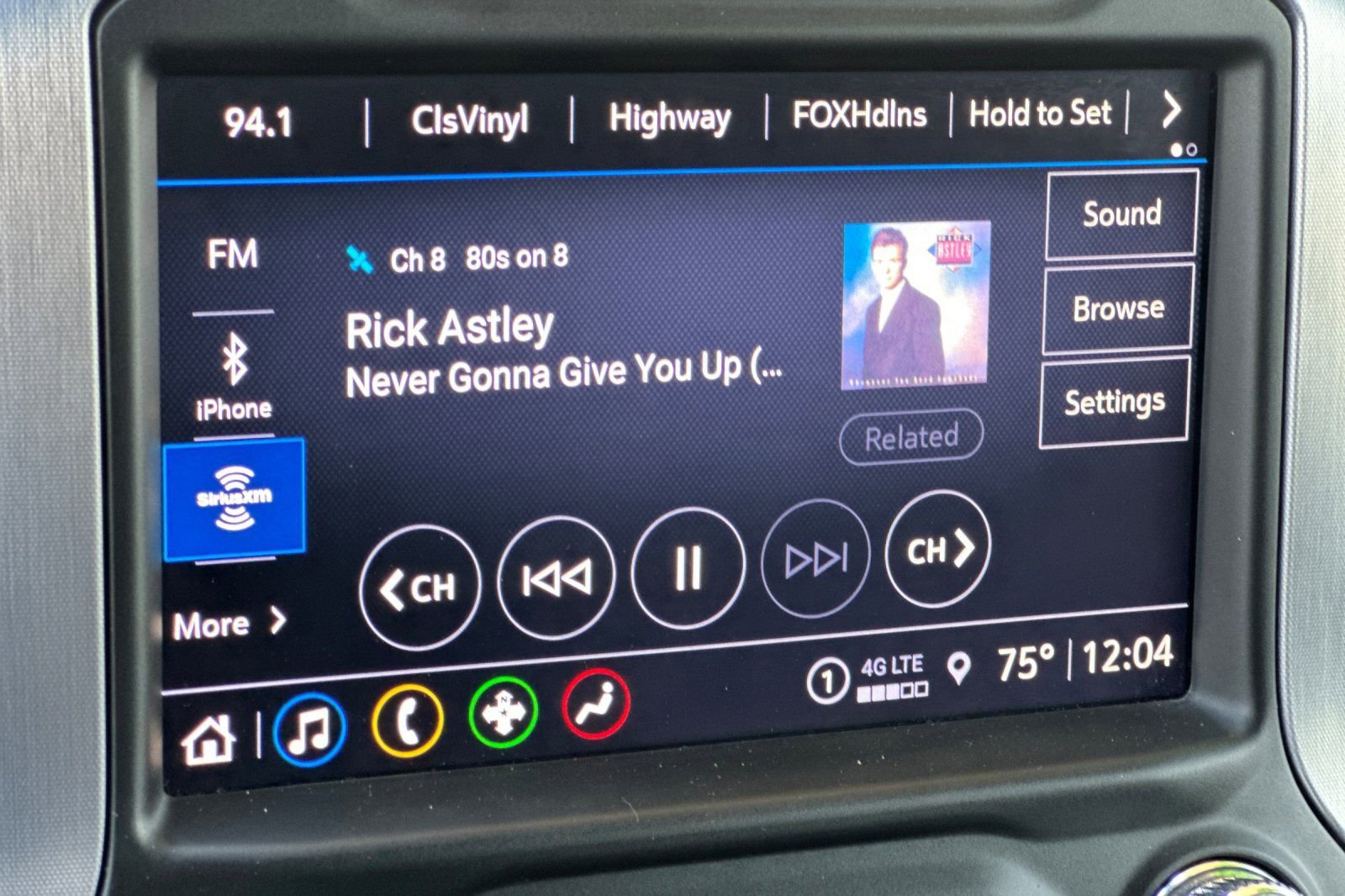 Certified 2021 GMC Sierra 1500 SLT w/ X31 Off-Road Package image 18