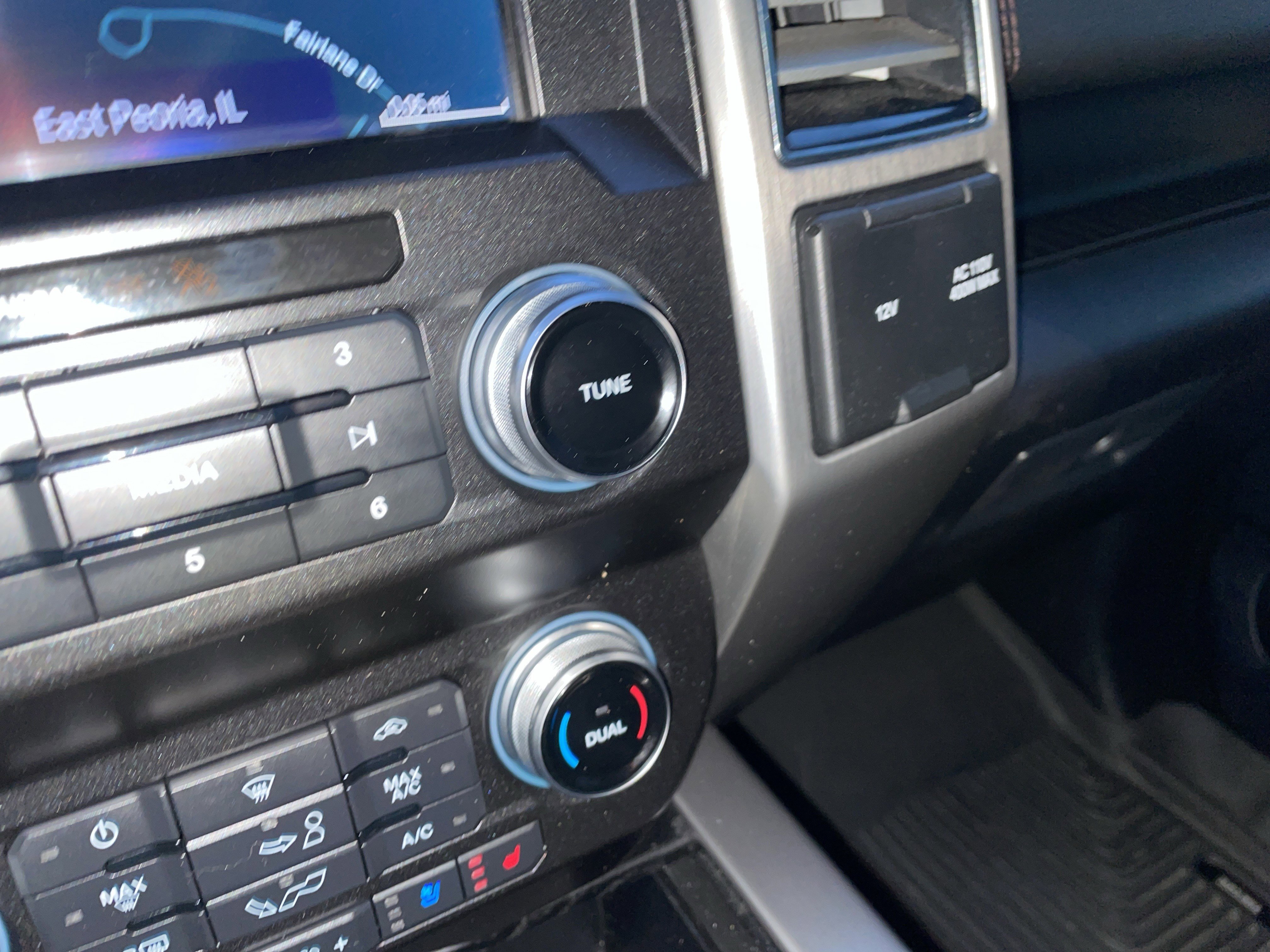 Certified 2020 Ford F150 Platinum w/ Equipment Group 701A Luxury image 36