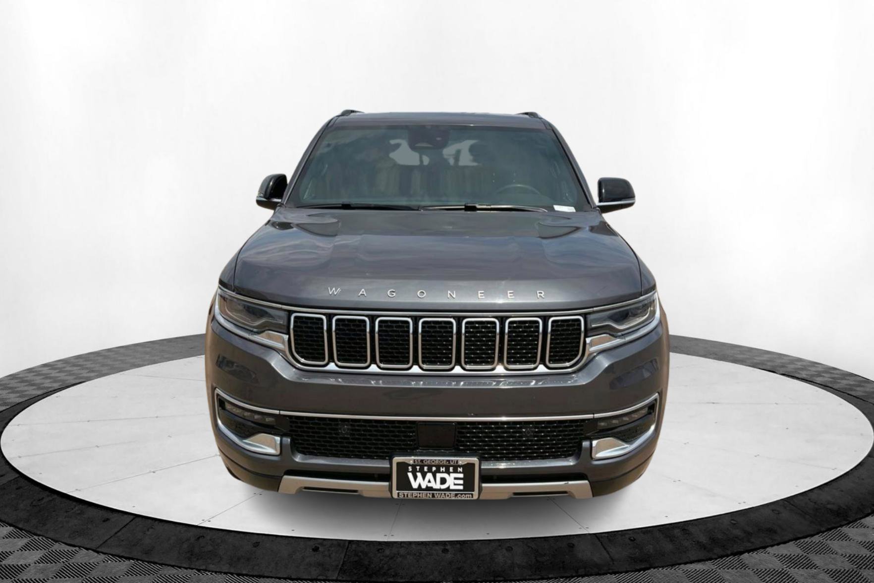 Used 2023 Jeep Wagoneer L Series II image 8