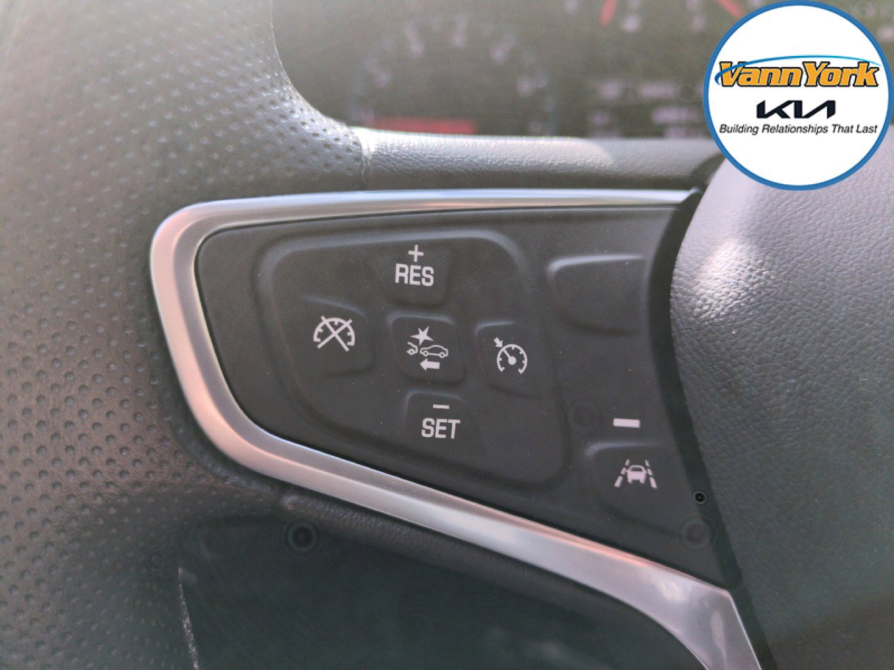 Used 2023 Chevrolet Equinox LS w/ Driver Confidence II Package image 20