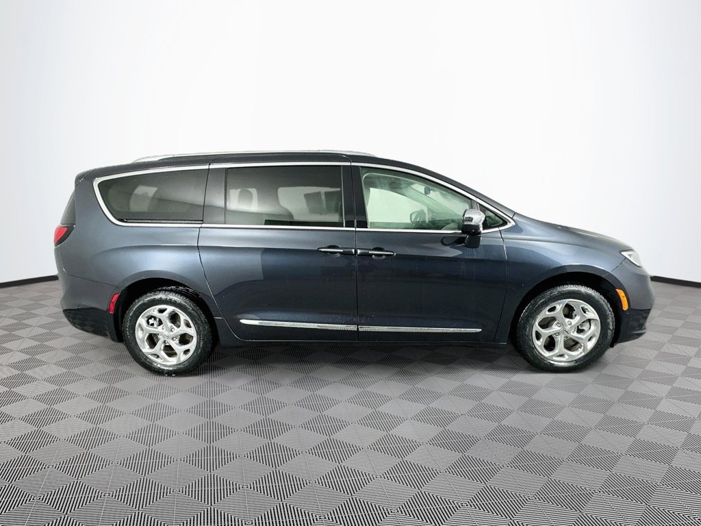 Certified 2021 Chrysler Pacifica Limited w/ Premium & Safety Sphere Group AWD/4WD image 13