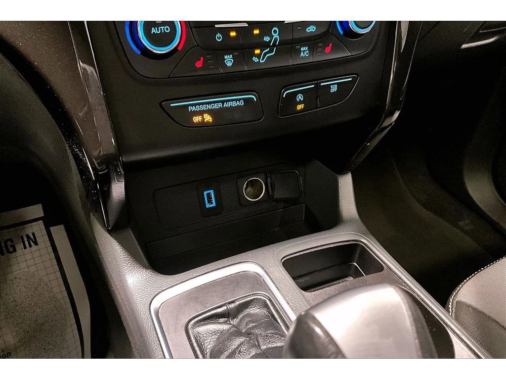 Used 2017 Ford Escape Titanium AWD/4WD image 34