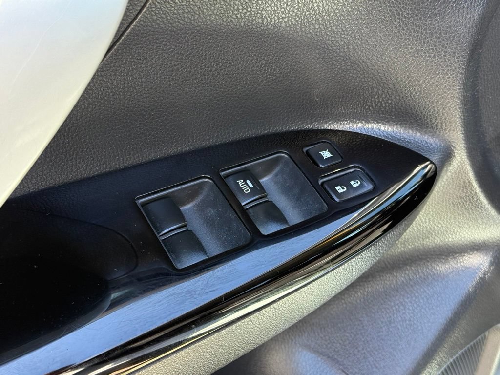 Used 2023 Mitsubishi Eclipse Cross LE AWD/4WD image 33