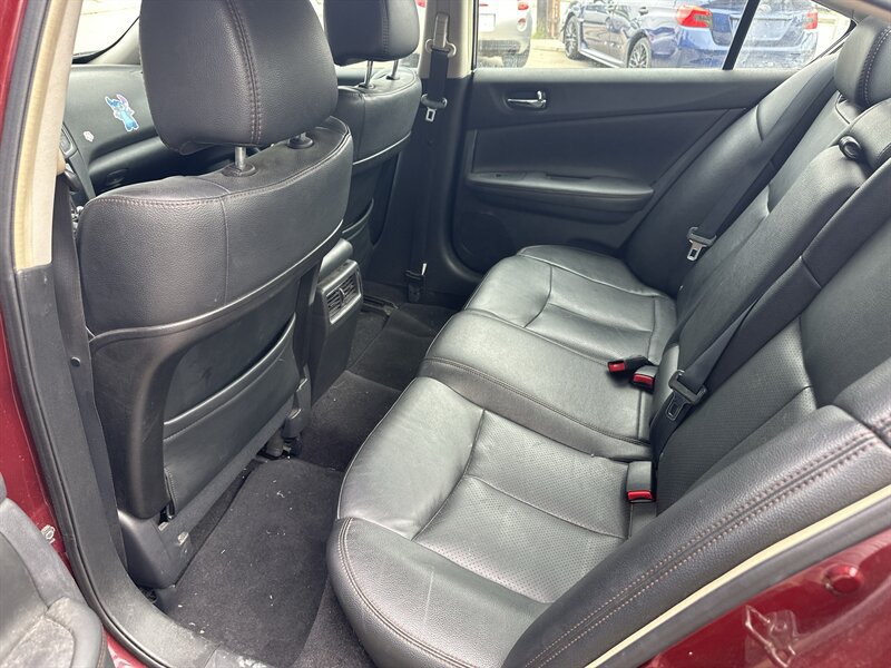 Used 2011 Nissan Maxima 3.5 SV w/ Monitor Pkg FWD image 9