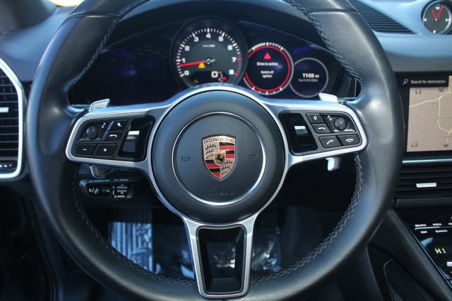 Certified 2023 Porsche Cayenne Platinum Edition image 19