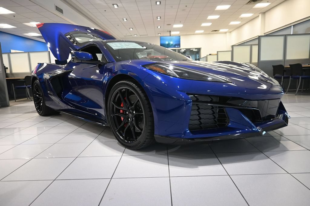 New 2027 Chevrolet Corvette Grand Sport w/ Battery Protection Package RWD image 3