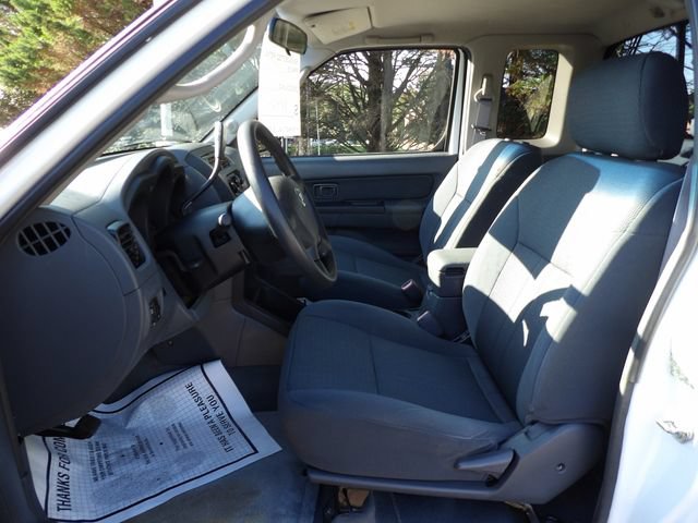 Used 2004 Nissan Frontier XE w/ (VTP) Value Truck Pkg RWD image 15