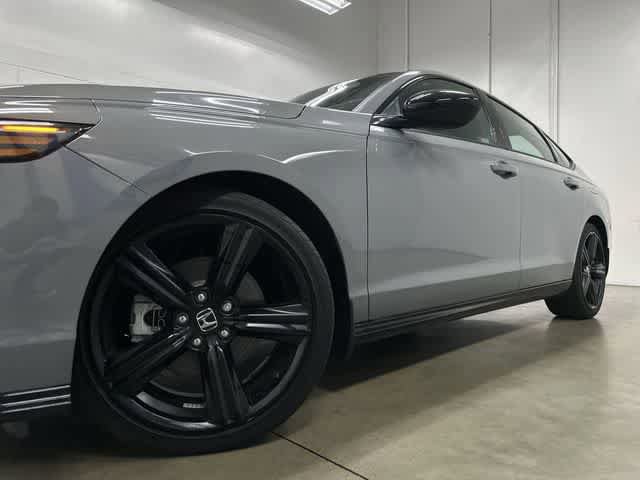 Used 2024 Honda Accord Sport image 27