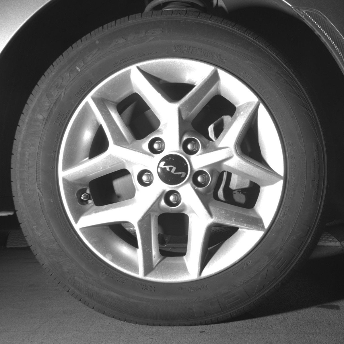 Used 2025 Kia Soul LX w/ LX Technology Package FWD image 13