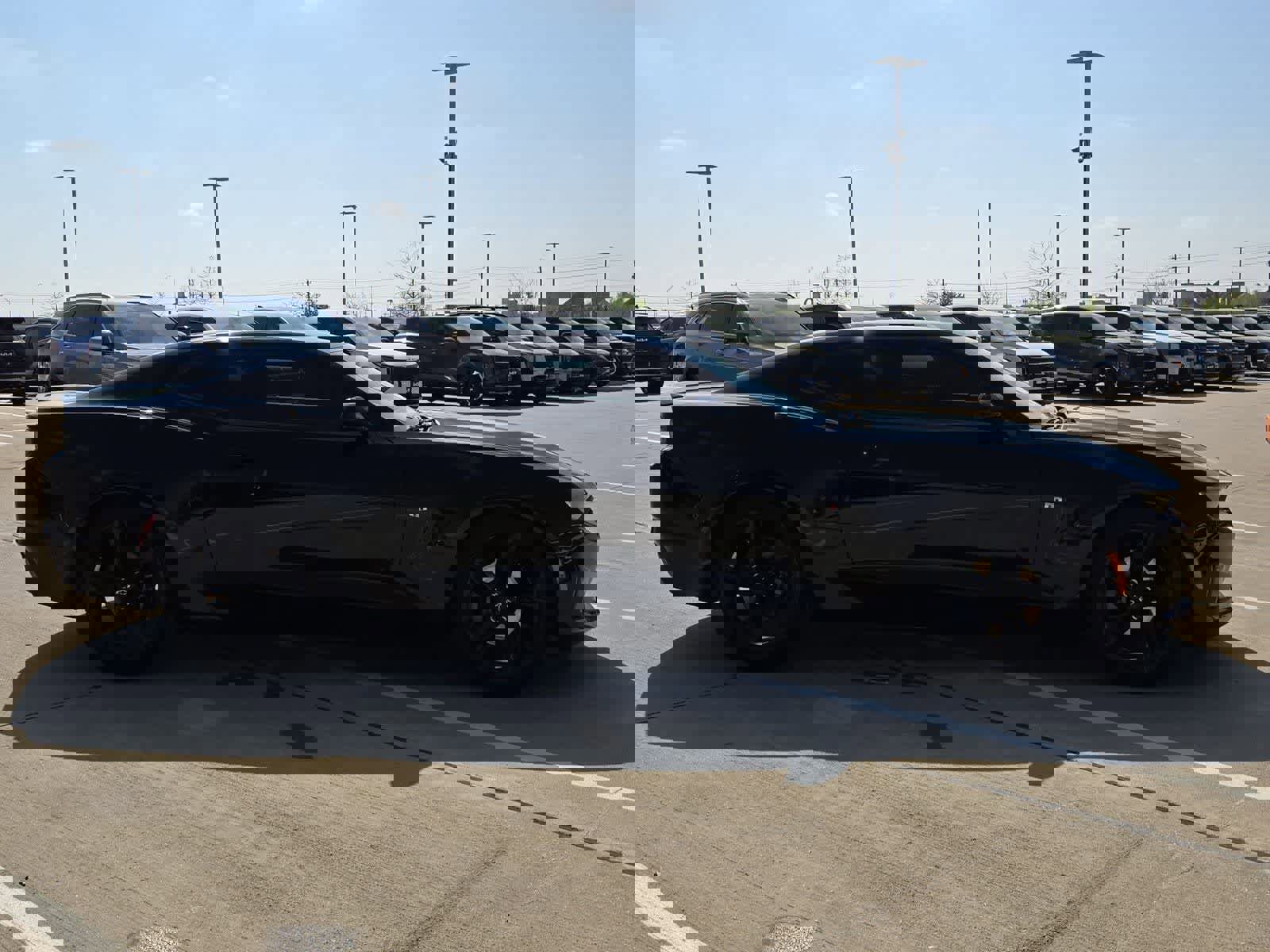 Used 2022 Chevrolet Camaro LT w/ RS Package image 7