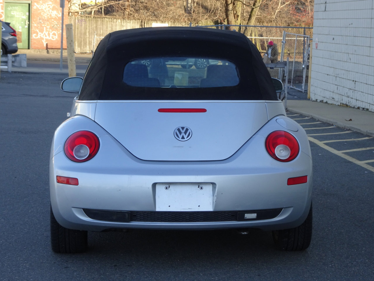 Used 2006 Volkswagen Beetle Convertible w/ Package 2 image 7