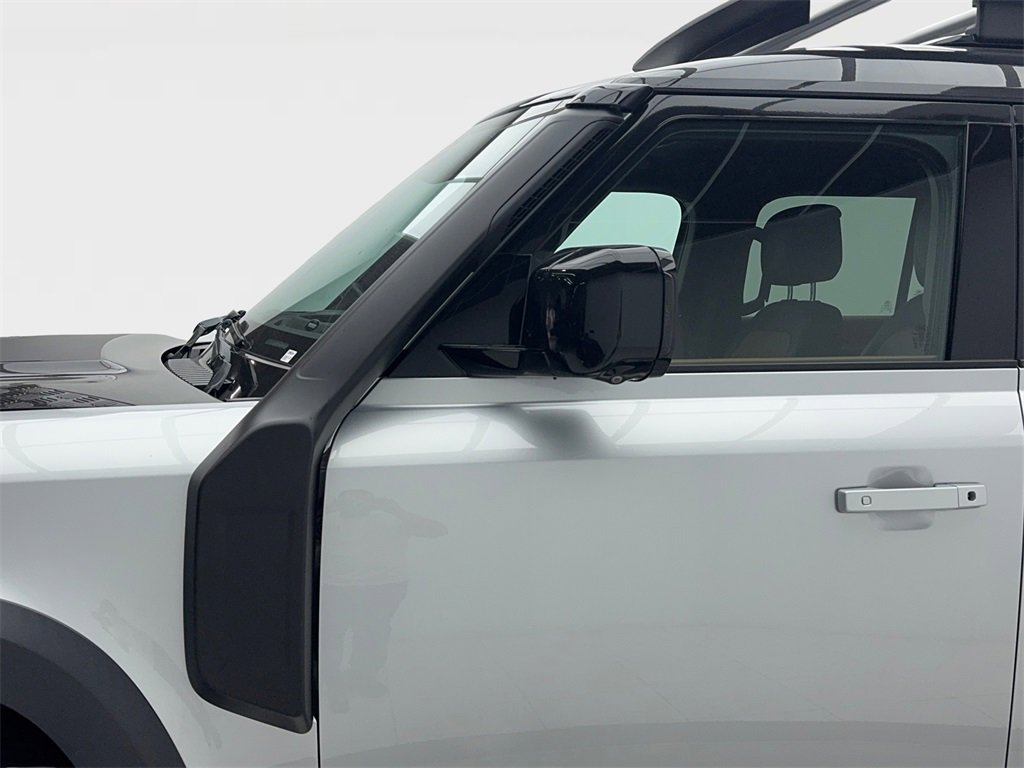 Used 2022 Land Rover Defender 110 X image 59