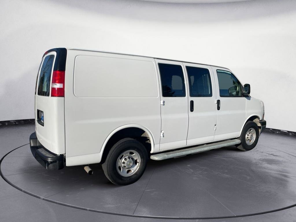 Used 2024 Chevrolet Express 2500 w/ Driver Convenience Package image 7