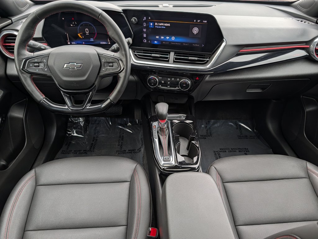 Used 2024 Chevrolet Trax RS w/ Sunroof Package FWD image 21