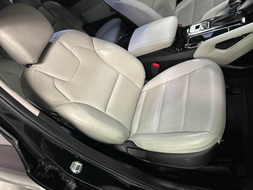 Used 2022 Kia Telluride S AWD/4WD image 25