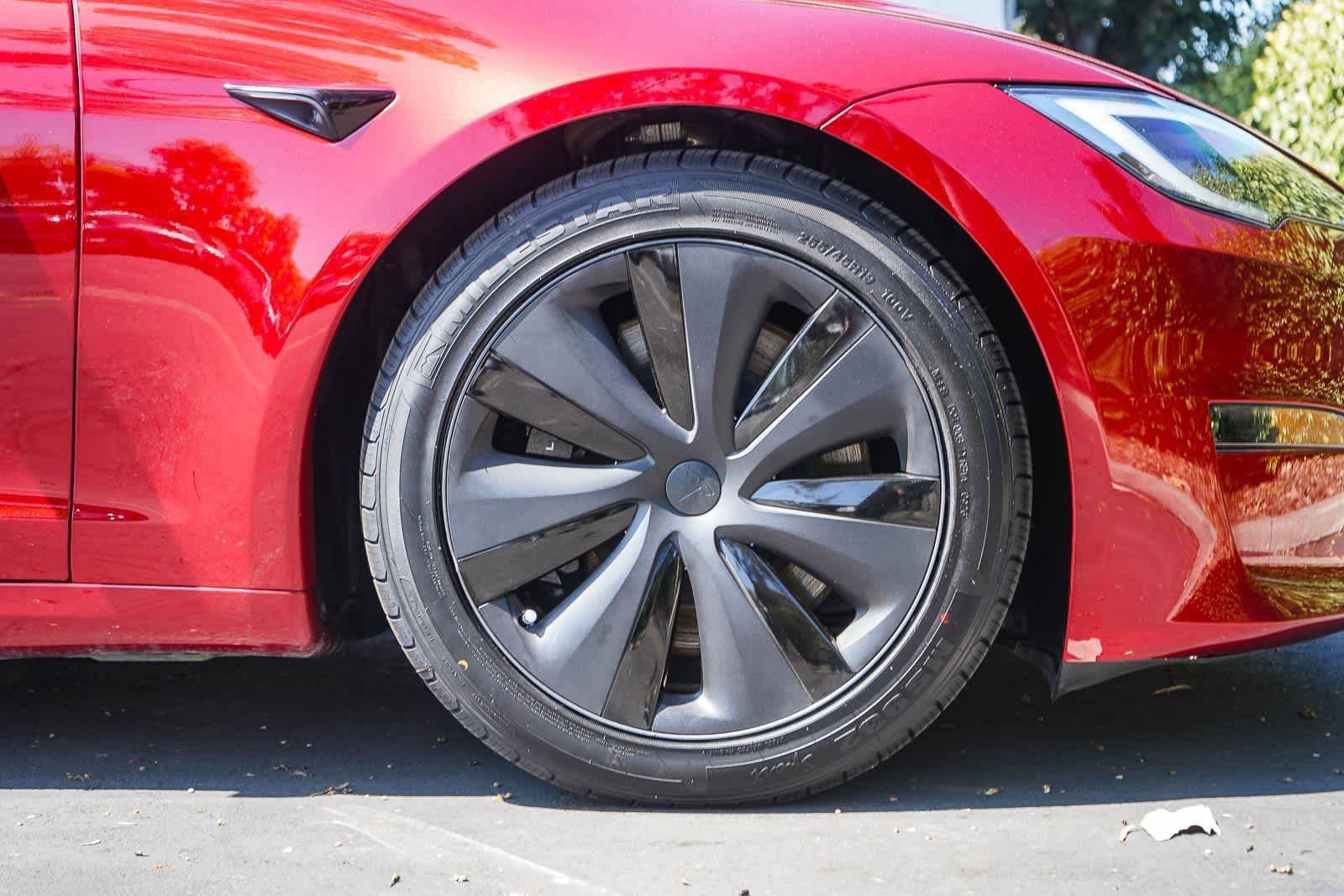 Used 2023 Tesla Model S AWD/4WD image 9