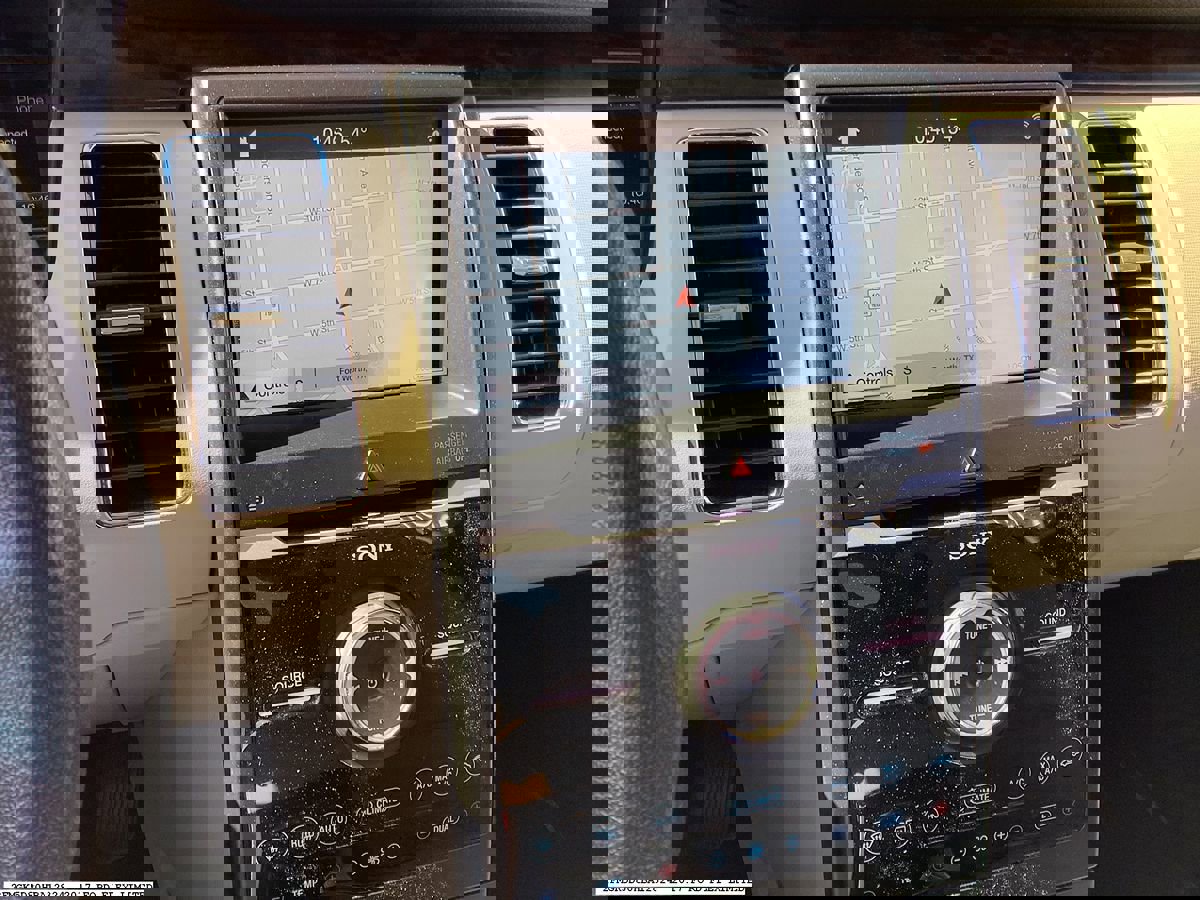 Used 2017 Ford Flex Limited w/ Equipment Group 301A image 7