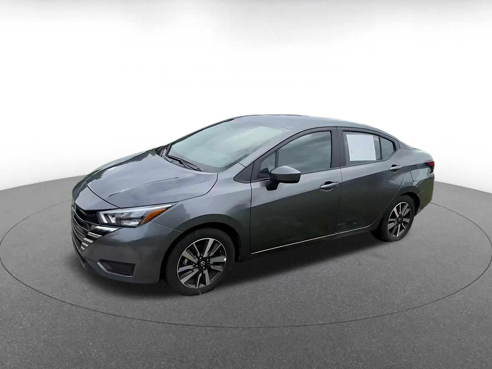 Used 2025 Nissan Versa SV FWD image 8