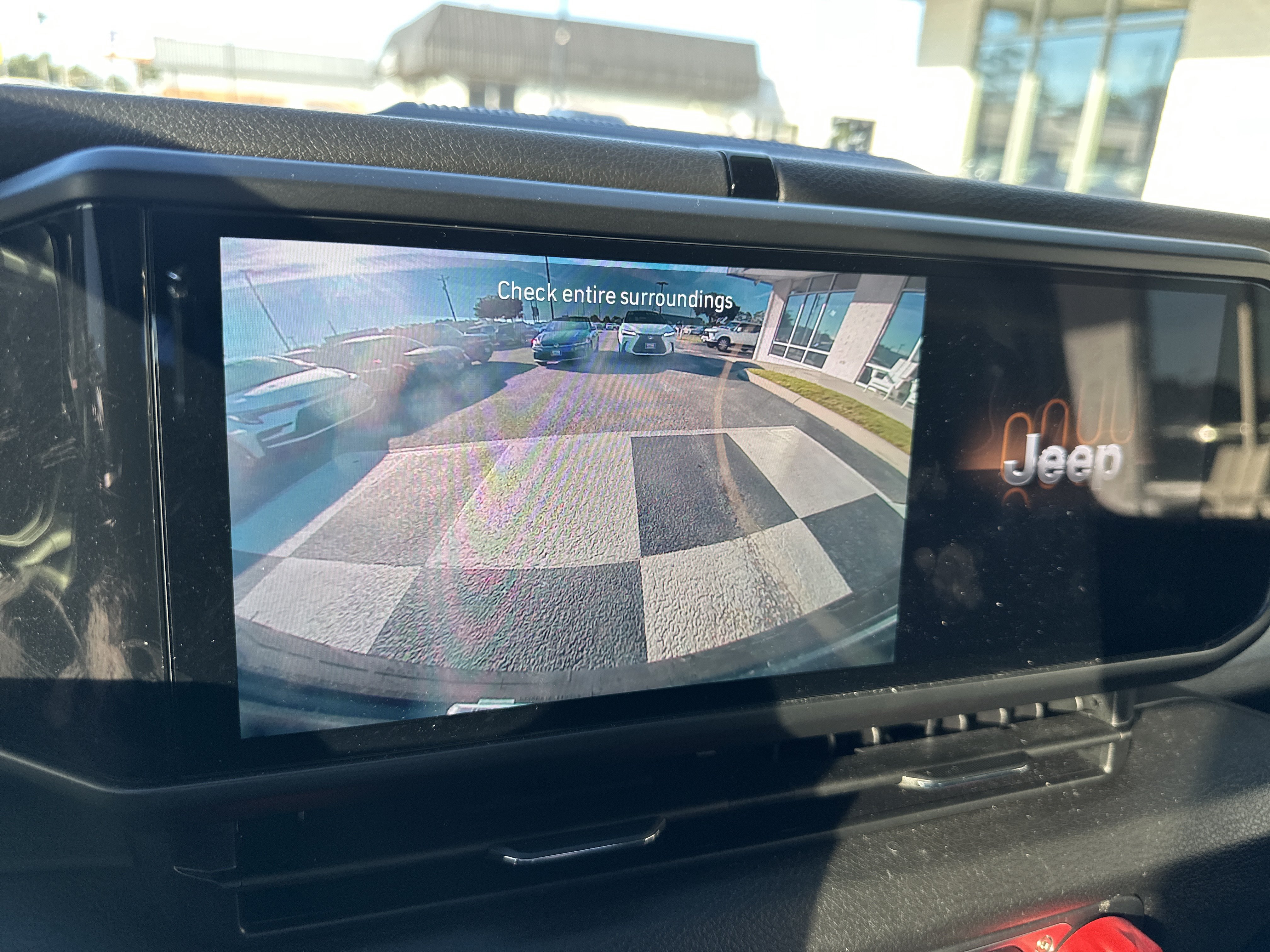 Used 2025 Jeep Wrangler Sport AWD/4WD image 18