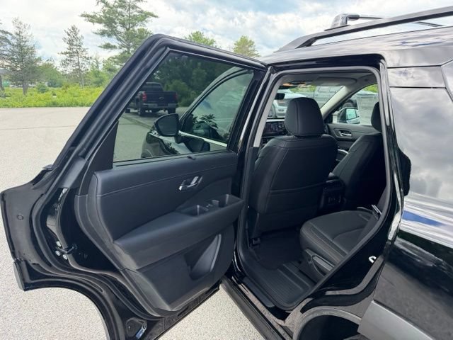 New 2026 Nissan Pathfinder SL w/ SL Premium Package AWD/4WD image 19