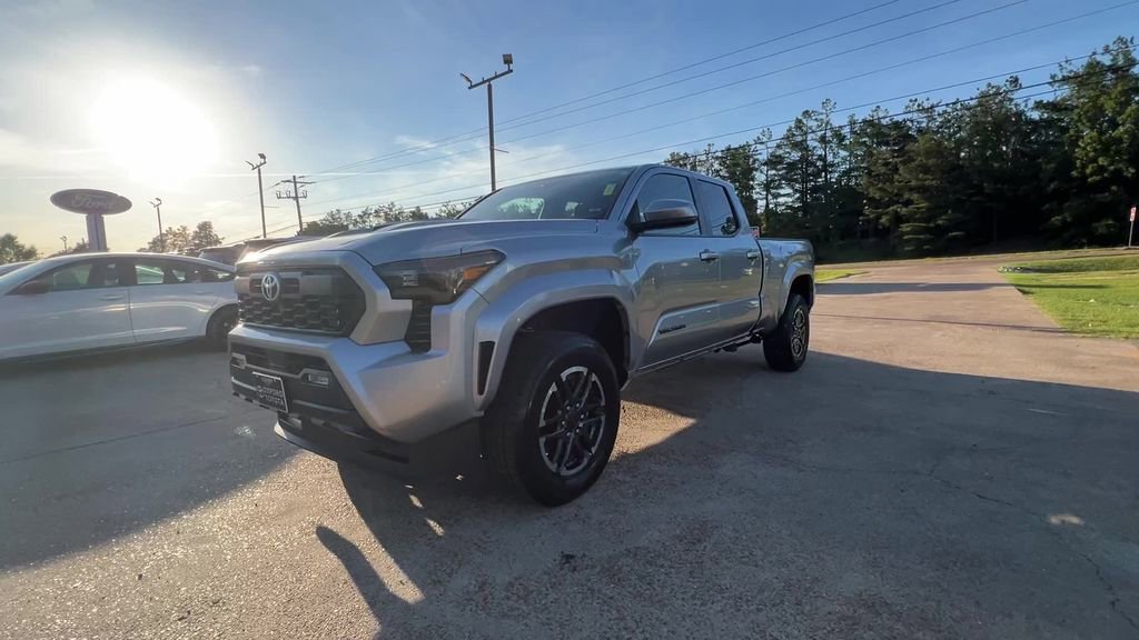 Used 2024 Toyota Tacoma TRD Sport RWD image 2