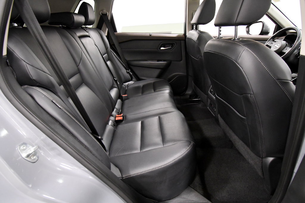 Used 2023 Nissan Rogue SL w/ SL Premium Package AWD/4WD image 17