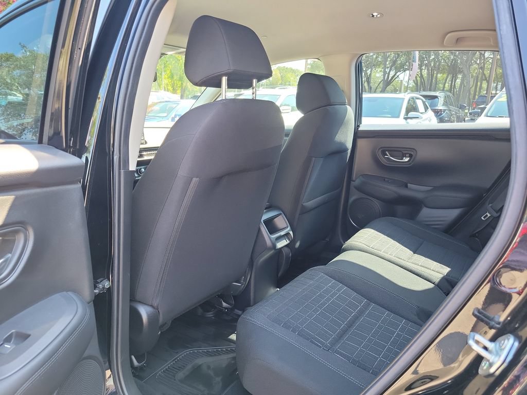 Used 2024 Honda HR-V LX image 12