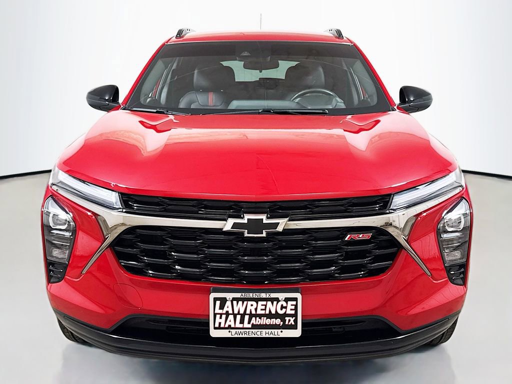 Certified 2026 Chevrolet Trax RS FWD image 2
