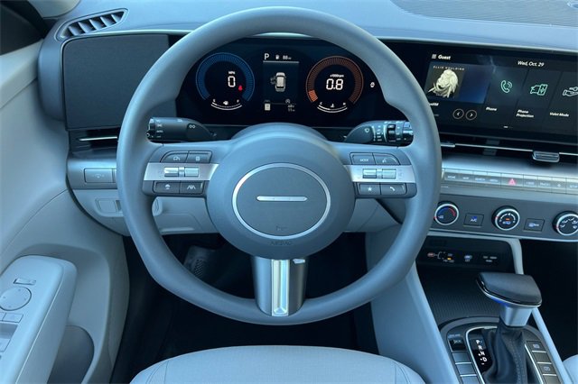 New 2026 Hyundai Kona SE image 14