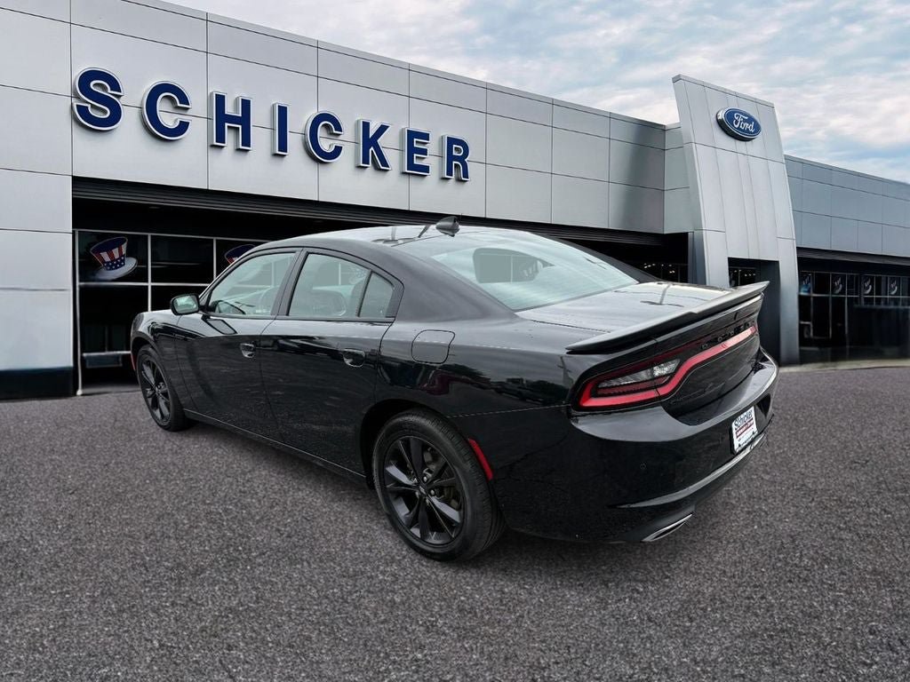 Used 2021 Dodge Charger SXT w/ Blacktop Package AWD/4WD image 3