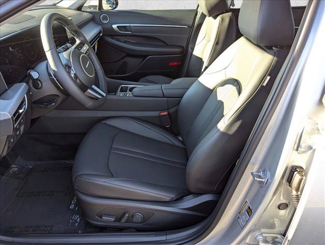 Certified 2025 Hyundai Sonata Limited FWD image 13