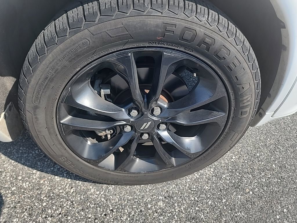 Used 2022 Dodge Durango R/T w/ Blacktop Package image 4