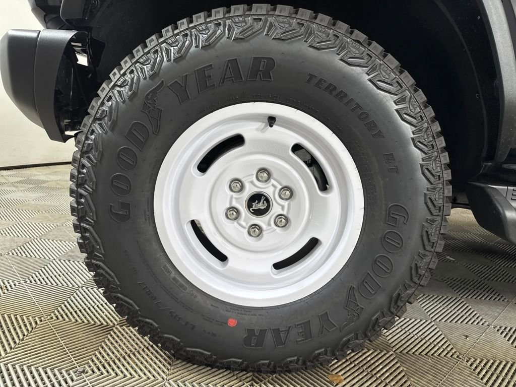 New 2025 Ford Bronco Heritage Edition image 17
