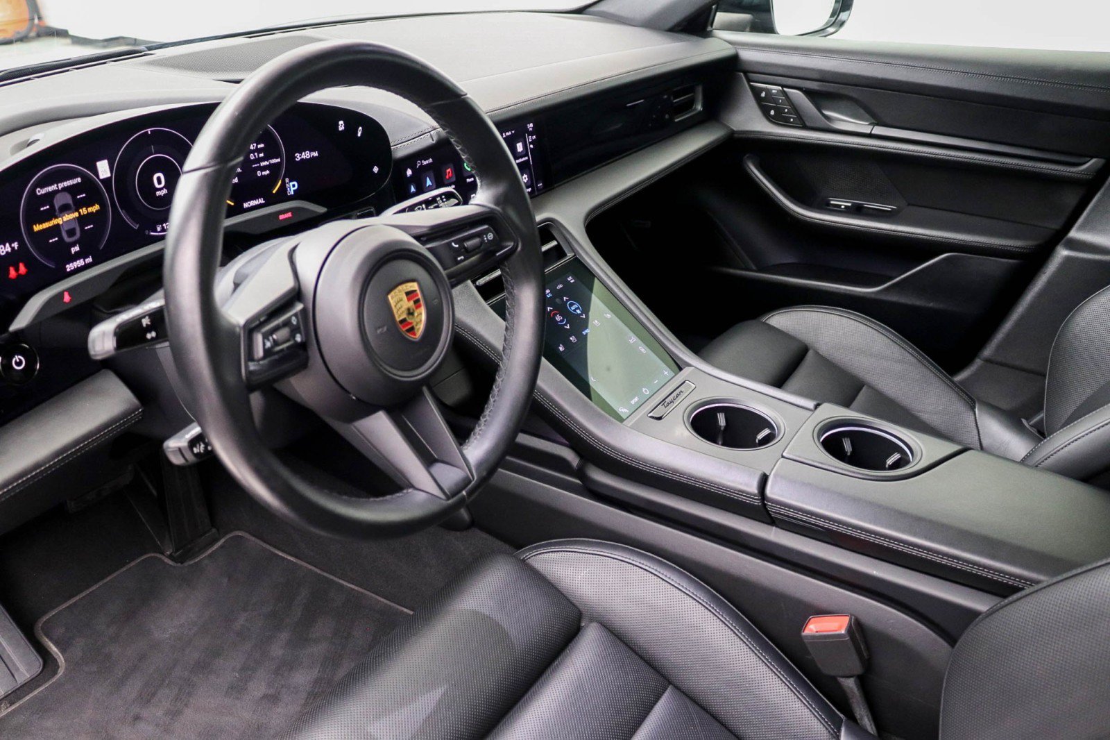 Used 2022 Porsche Taycan RWD image 19