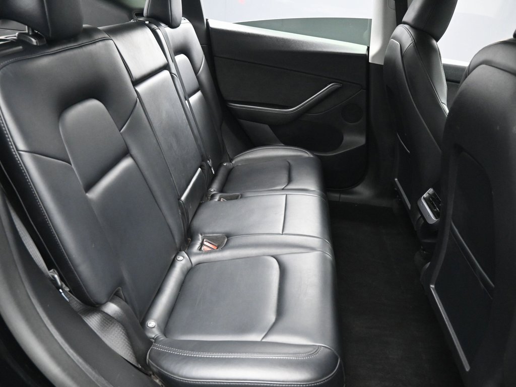 Used 2022 Tesla Model Y Performance image 32