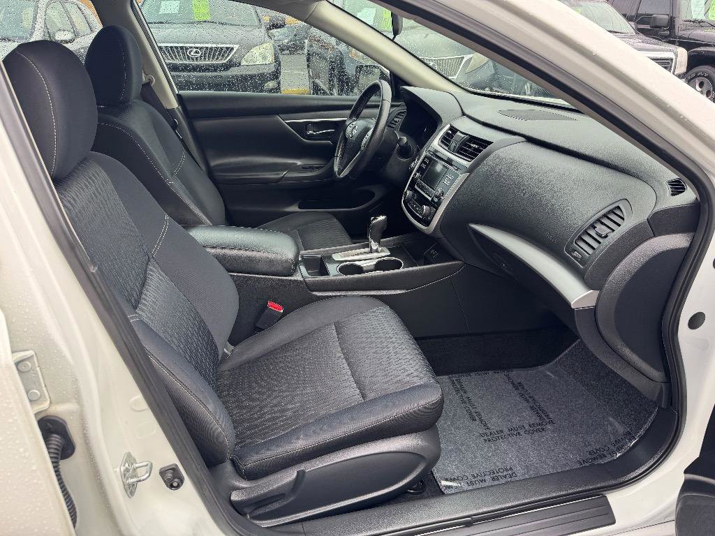 Used 2015 Nissan Altima 2.5 S w/ Power Driver Seat Package FWD image 19