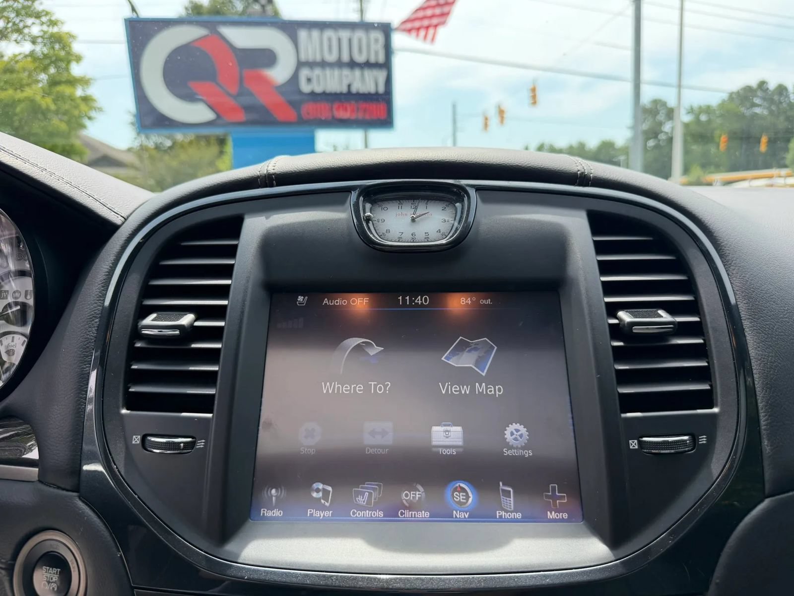Used 2013 Chrysler 300 C RWD image 19