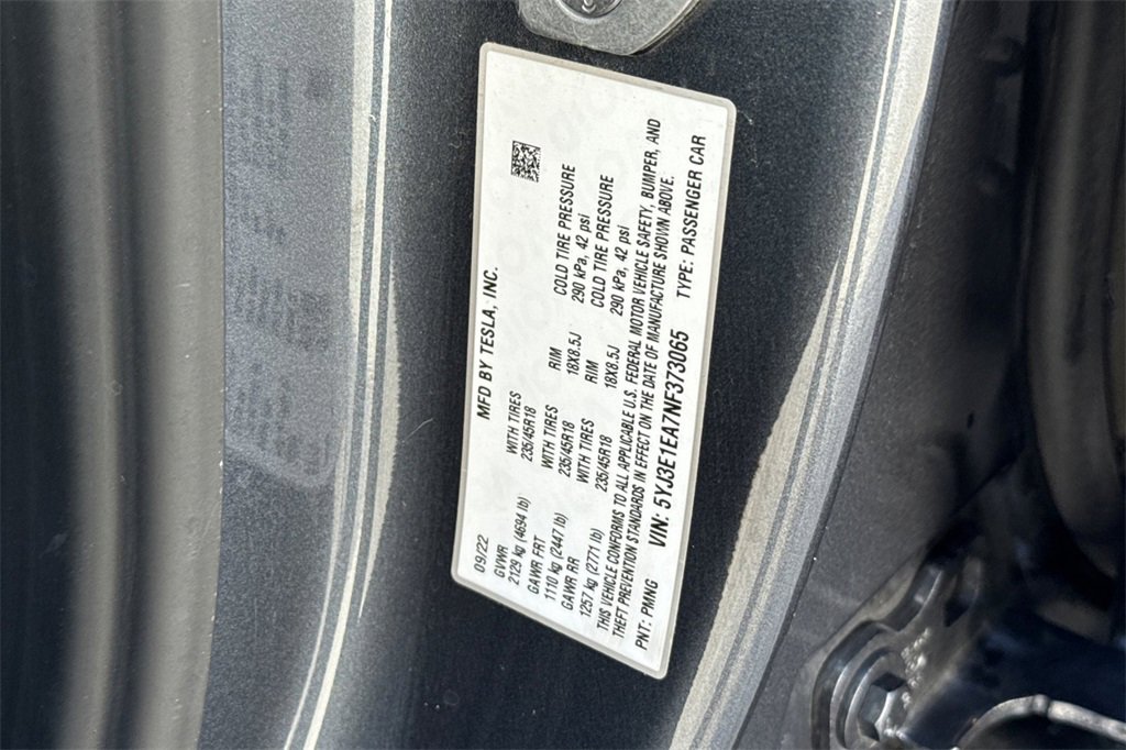 Used 2022 Tesla Model 3 image 28