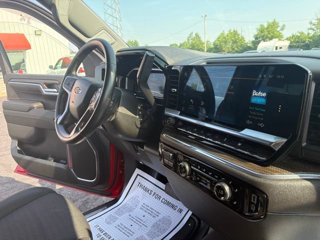 Used 2023 Chevrolet Silverado 1500 LT w/ Protection Package AWD/4WD image 25