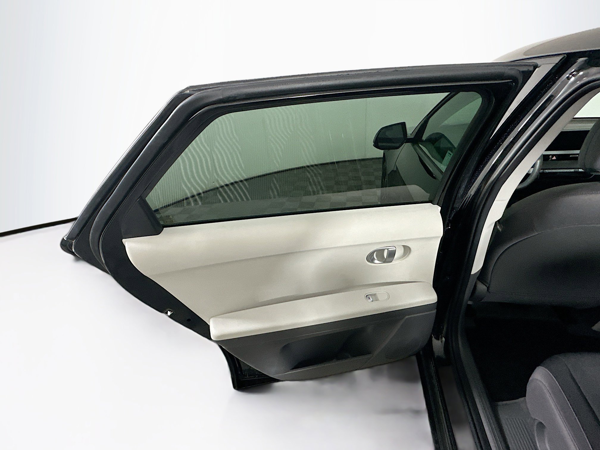 Used 2024 Hyundai Ioniq 5 SEL RWD image 26