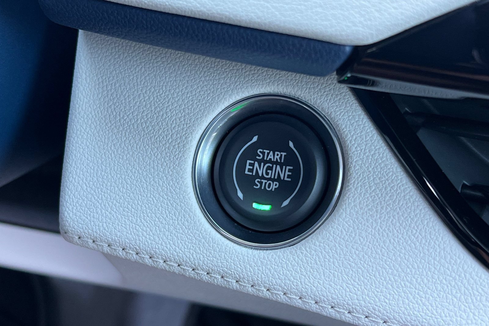 New 2026 Buick Enclave Avenir w/ Super Cruise Package FWD image 22